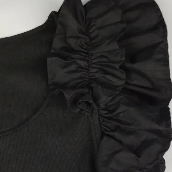 Zara Black Stretch Ruffled Sleeves Top. - Picture 9 of 14